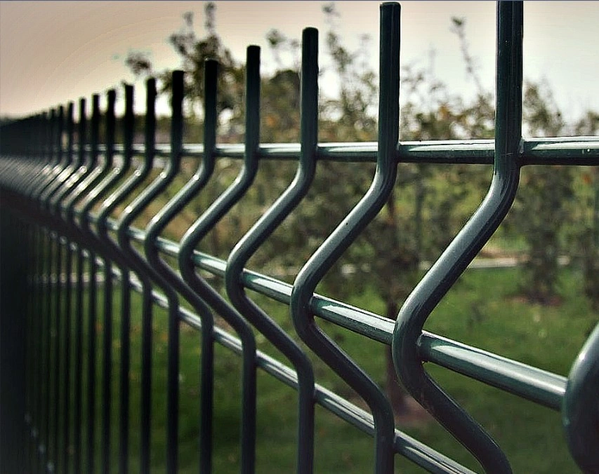 Металлический 3д забор от производителя на заказ в г.Отрадный